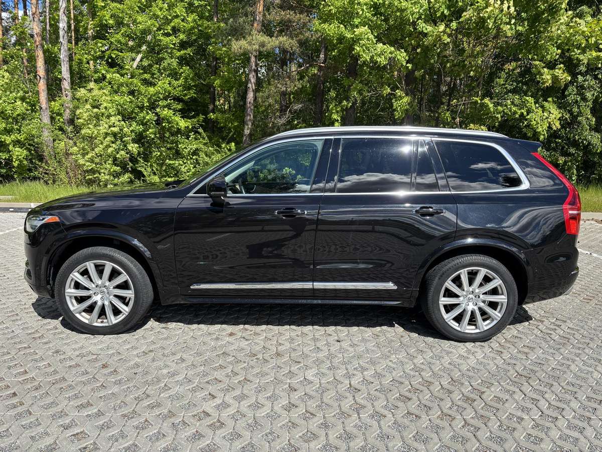 Volvo XC90 - 4
