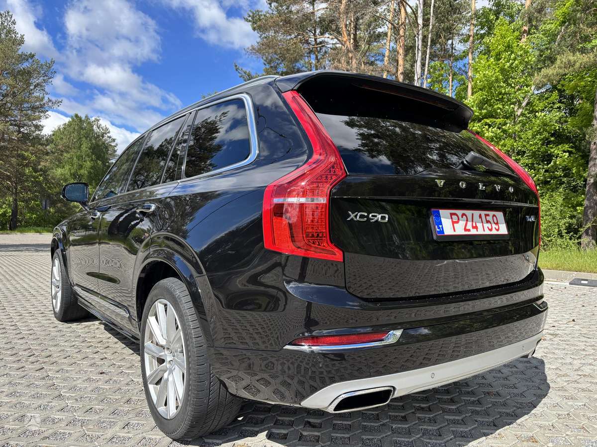 Volvo XC90 - 5
