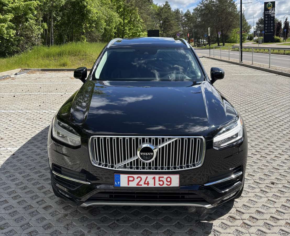 Volvo XC90 - 2