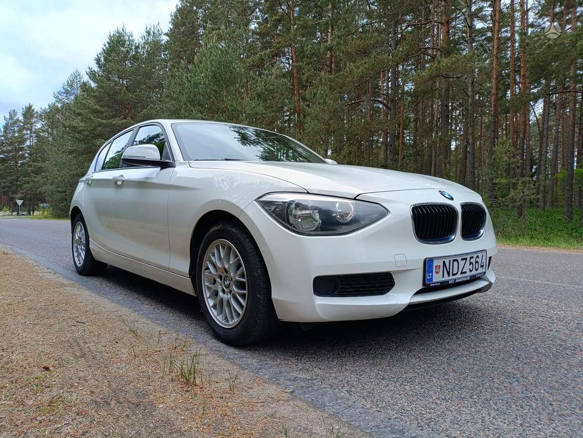 BMW 116, 1.6 l., hatchback