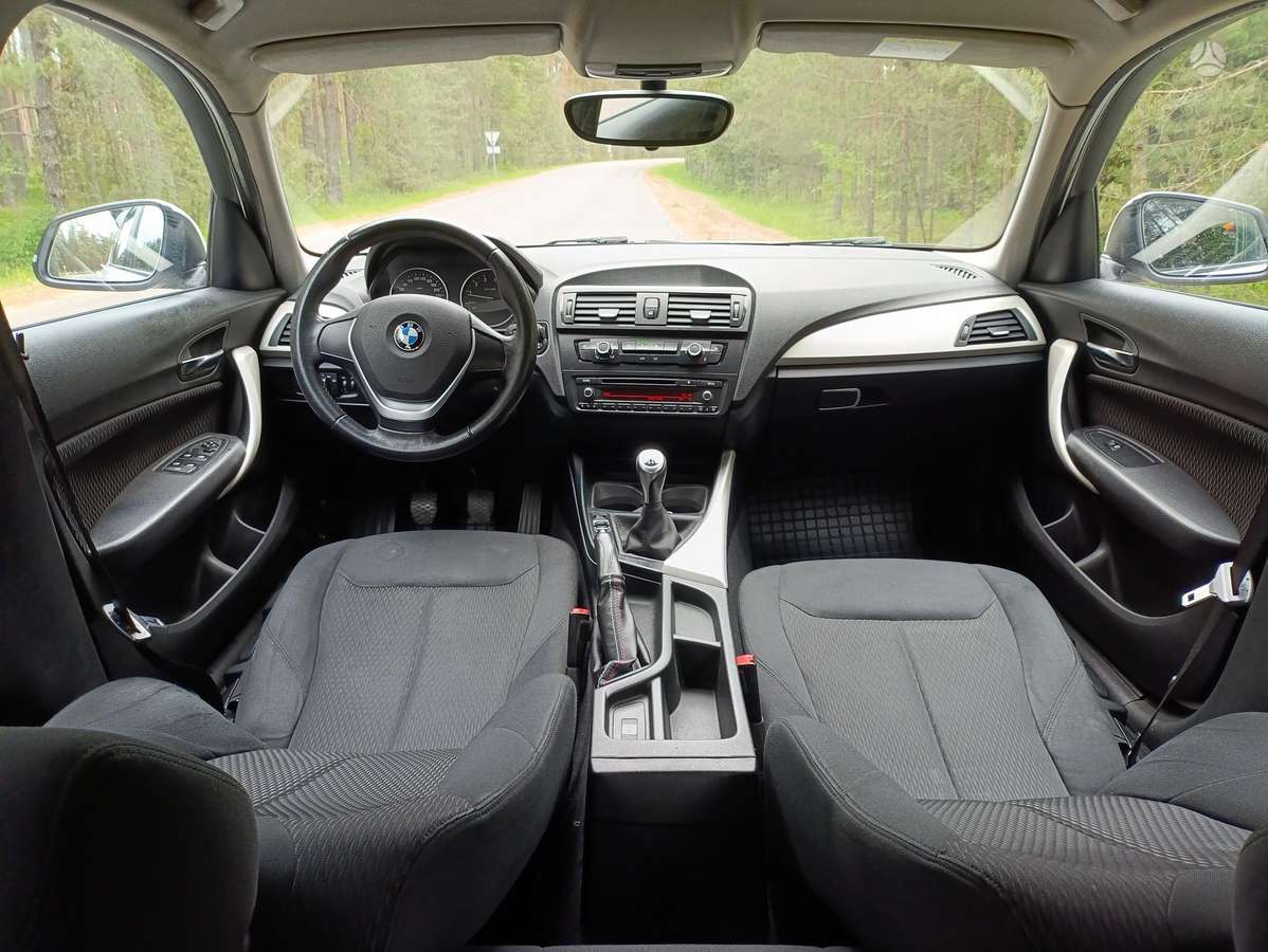 BMW 116, 1.6 l., hatchback
