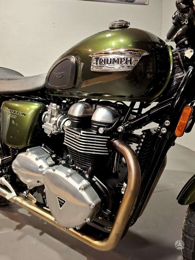 Triumph Thruxton 900cc, street / classic