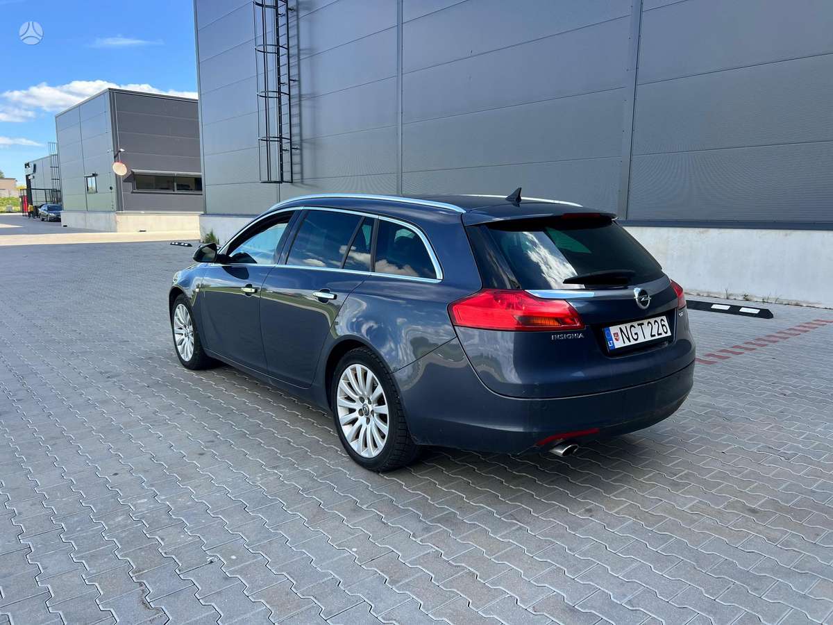 Opel Insignia, 2.0 l., Универсал