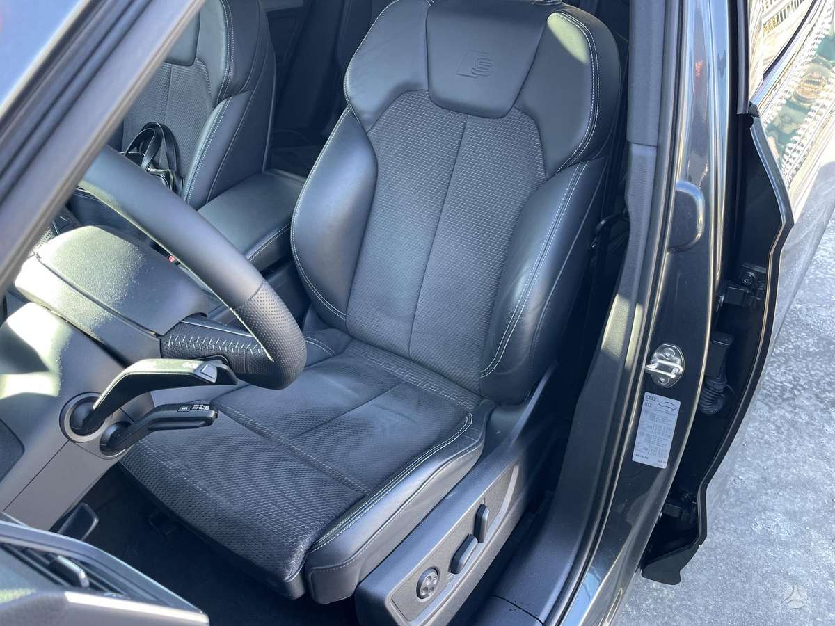 Audi Q5, 3.0 l., Минивэн