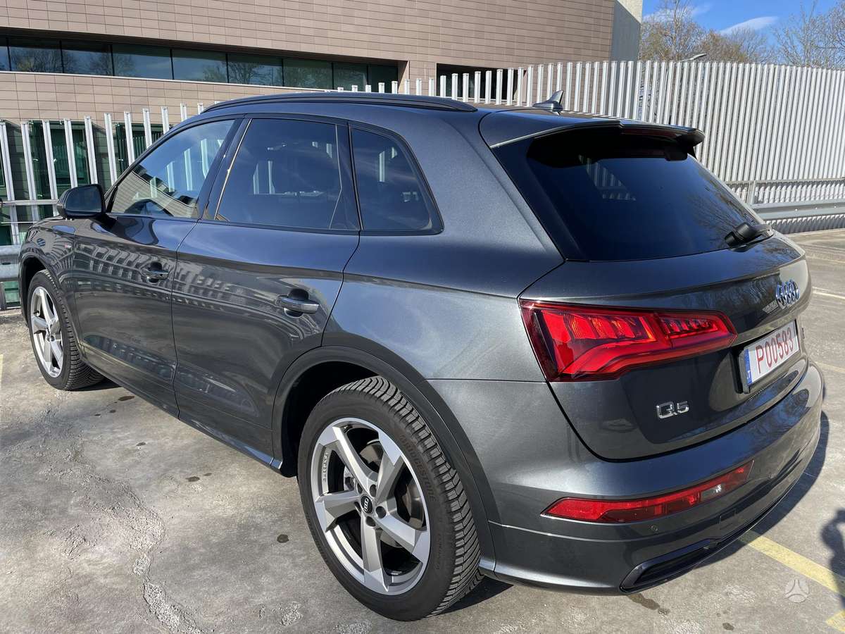 Audi Q5, 3.0 l., Минивэн