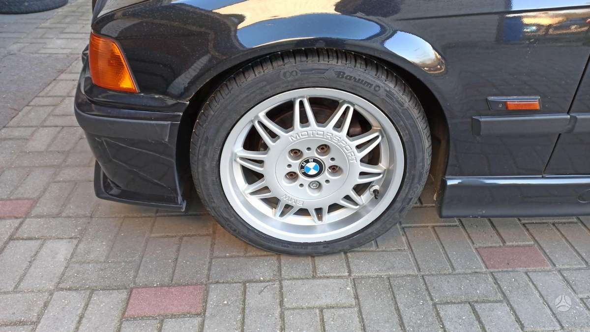 BMW Styling 22 DS1, lengvojo lydinio, R17