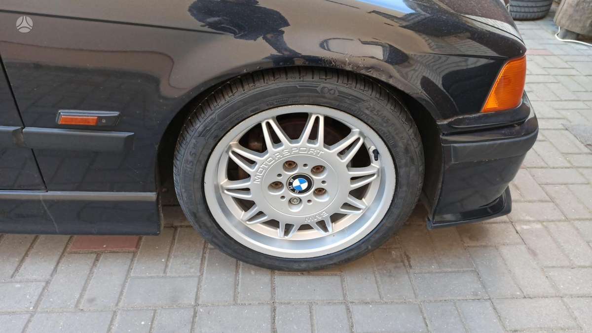BMW Styling 22 DS1, lengvojo lydinio, R17