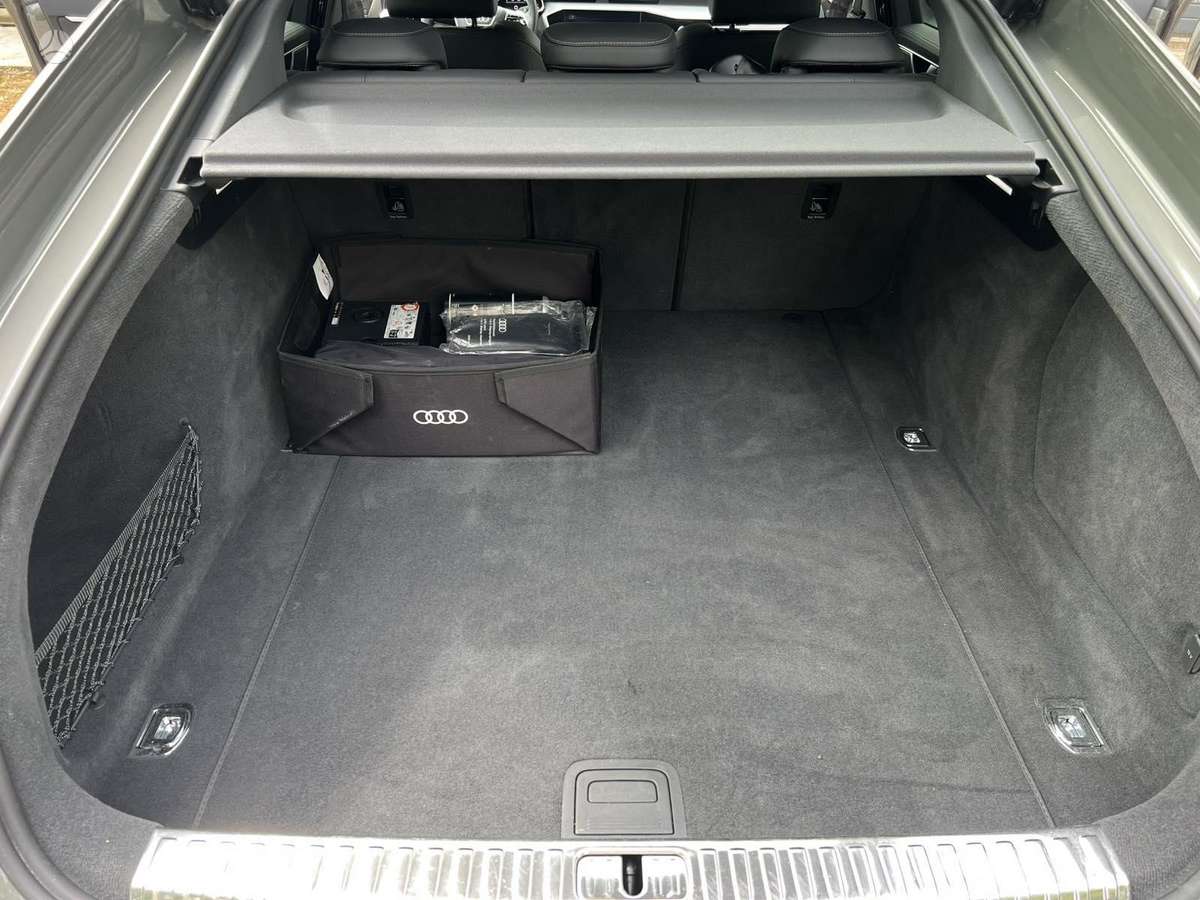Audi A7, 3.0 l., hatchback