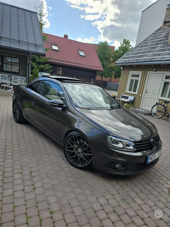 Volkswagen Eos, 2.0 l., convertible