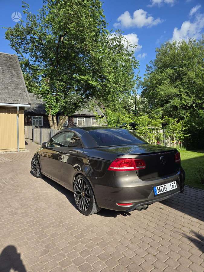 Volkswagen Eos, 2.0 l., convertible