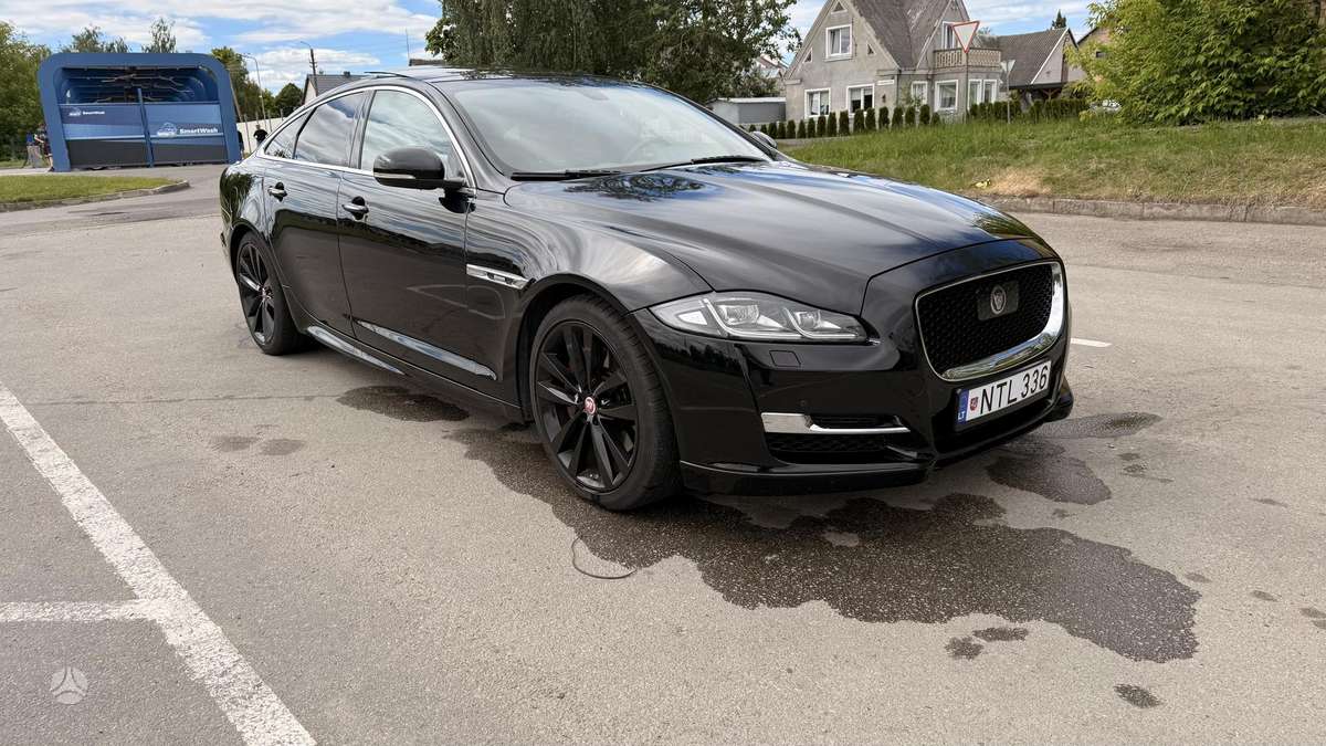 Jaguar XJ, 3.0 l., Седан