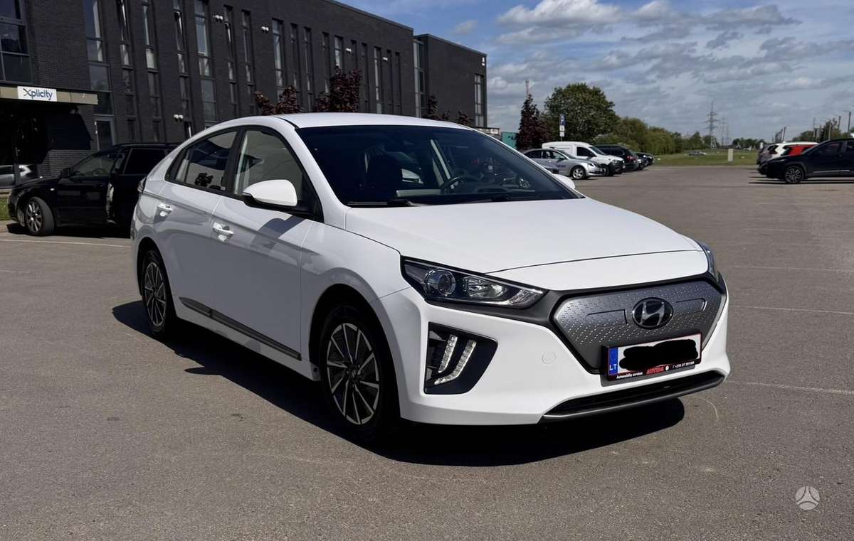 Hyundai IONIQ, hatchback