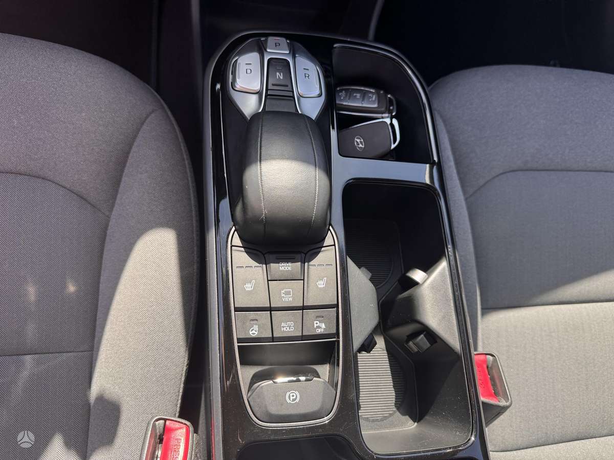 Hyundai IONIQ, hatchback