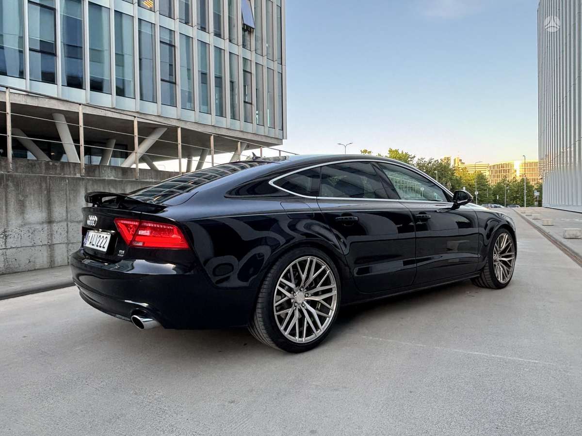 Audi A7, 3.0 l., hatchback