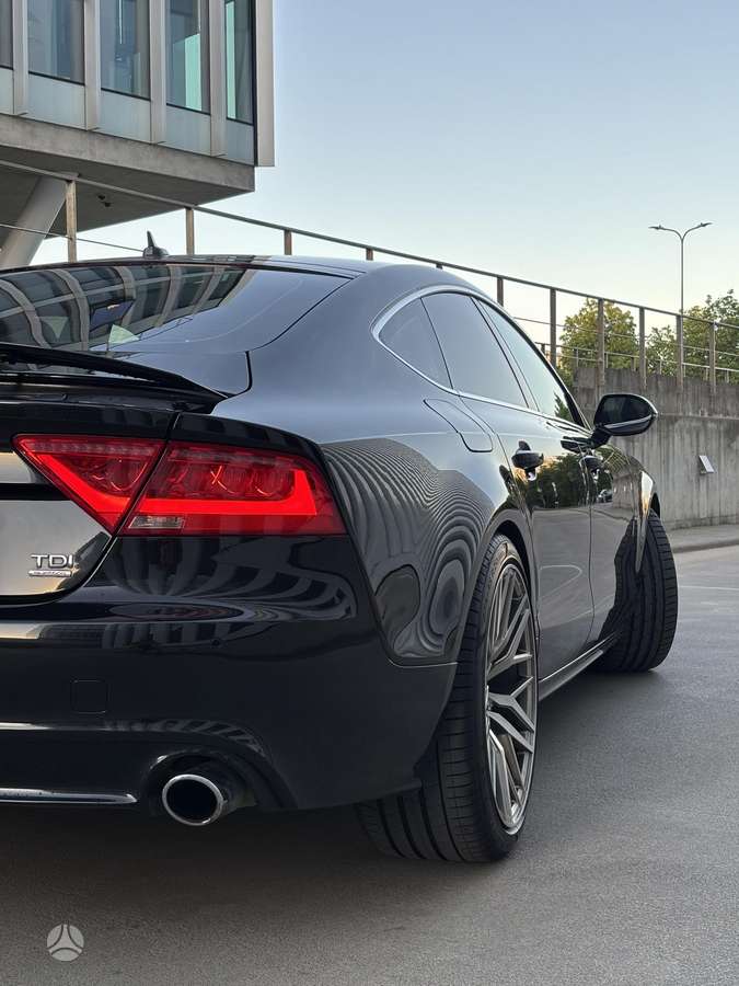 Audi A7, 3.0 l., hatchback