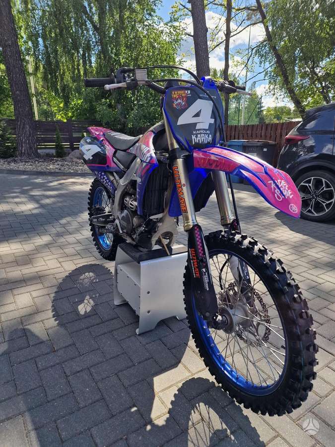 Yamaha YZF 250cc, motocross