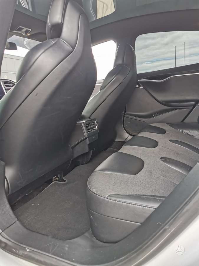 Tesla Model S, 75 кВт·ч, Хэтчбек