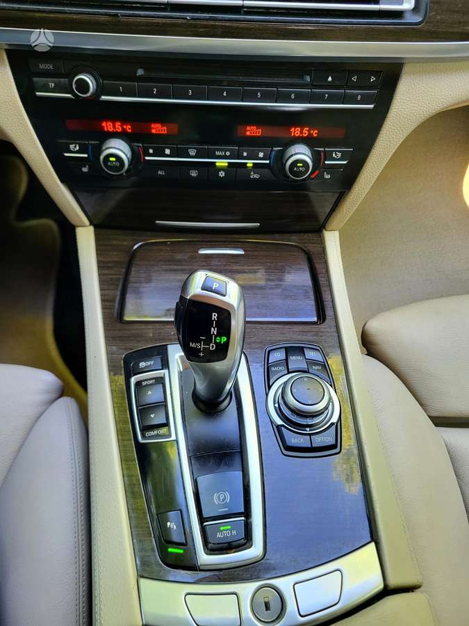 BMW 730, 3.0 l., Седан