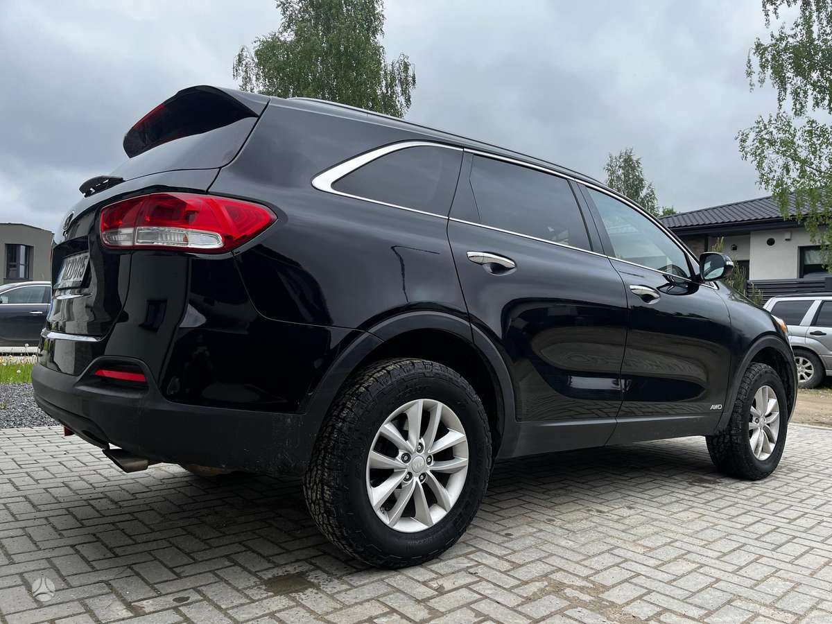 Kia Sorento, 2.4 l., off-road / crossover