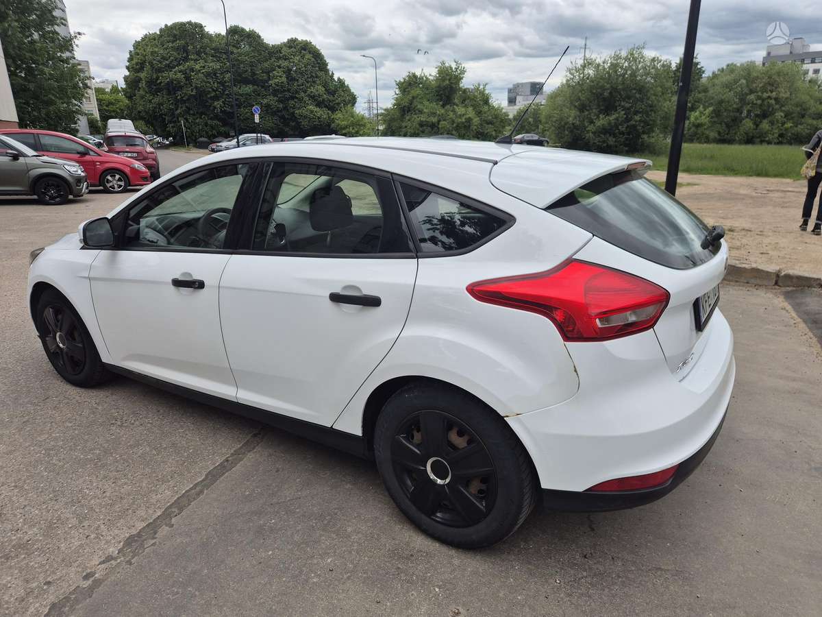 Ford Focus, 1.6 l., hatchback