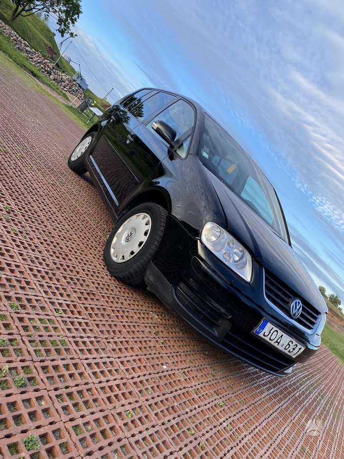 Volkswagen Touran - 6