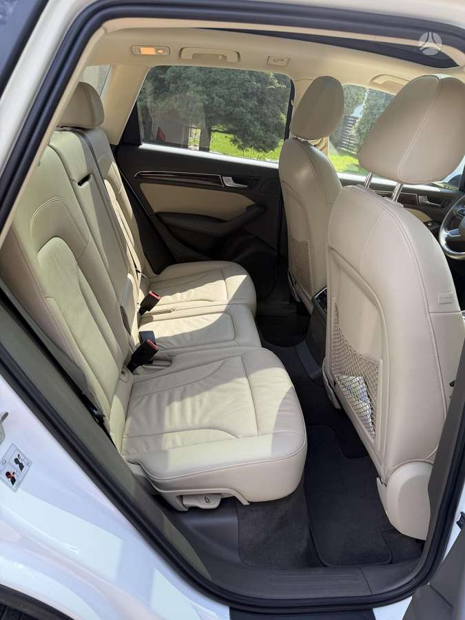 Audi Q5, 2.0 l., Внедорожник / Кроссовер