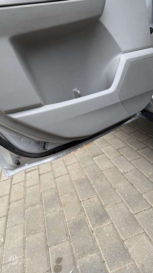 Subaru Forester, 2.0 l., off-road / crossover