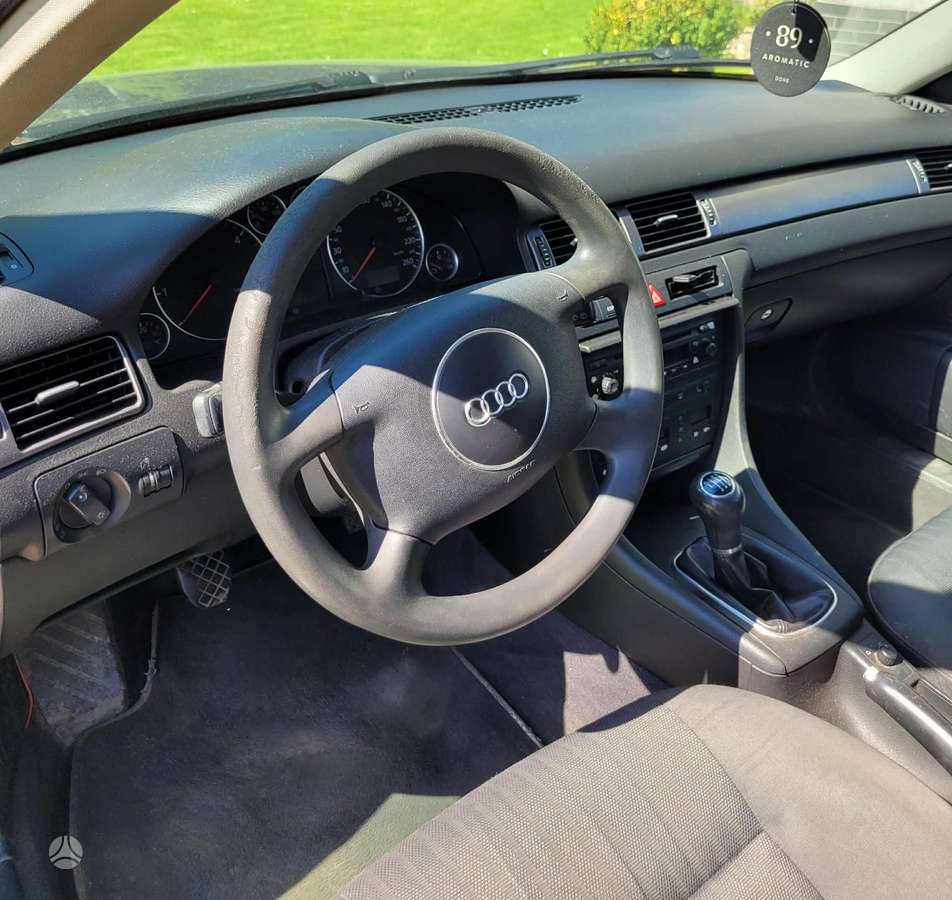 Audi S6, 2.5 l., hatchback