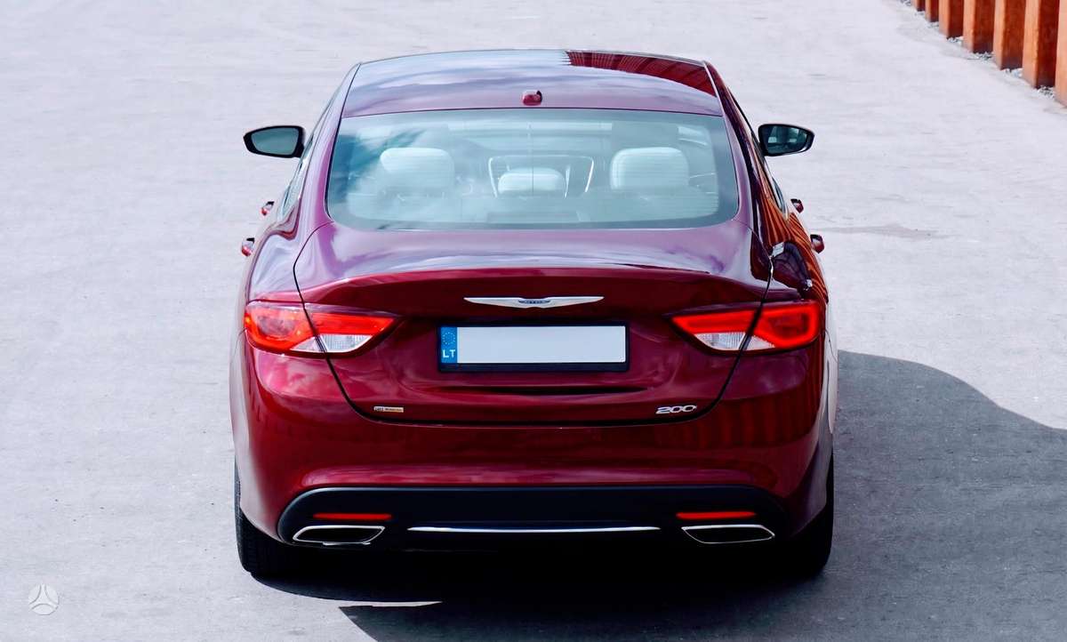 Chrysler 200, 3.6 l., Седан