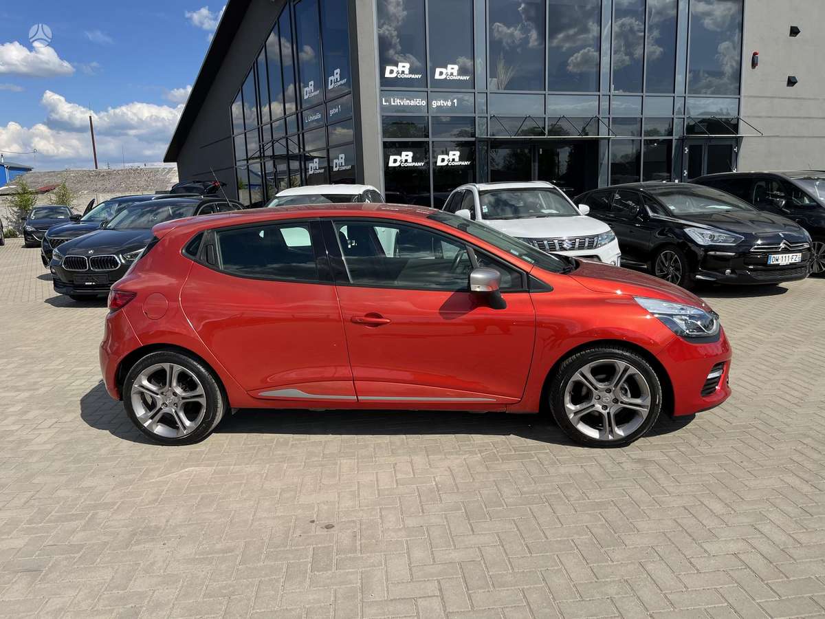 Renault Clio - 5