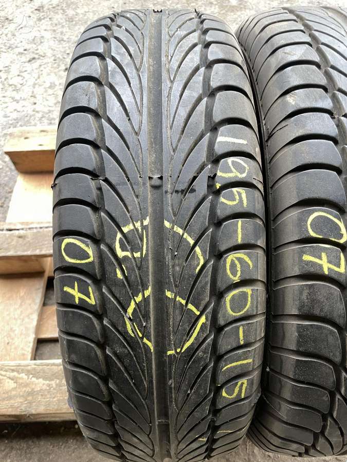 Barum Bravuris, summer 195/60 R15