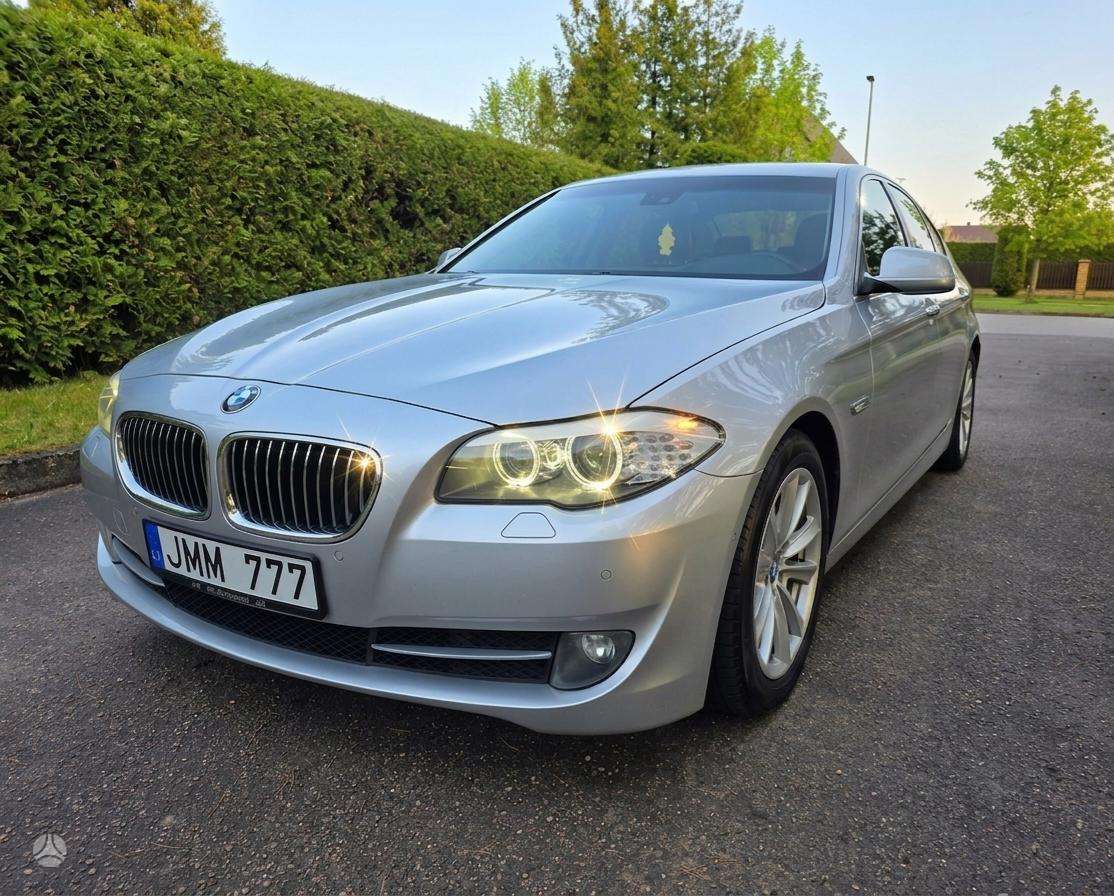 BMW 525, 3.0 l., Седан