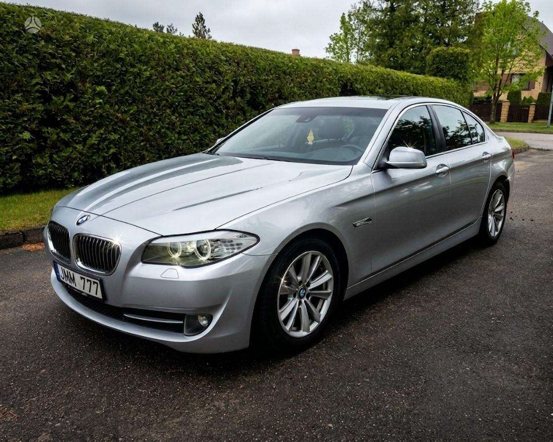 BMW 525, 3.0 l., Седан