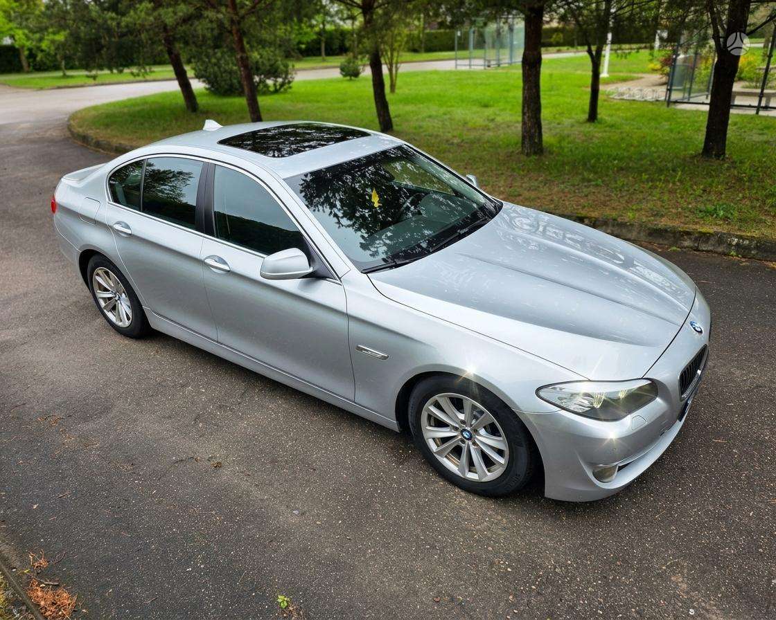 BMW 525, 3.0 l., Седан