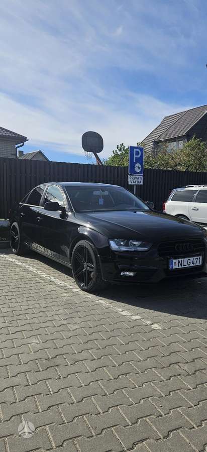 Audi A4, 2.0 l., sedanas