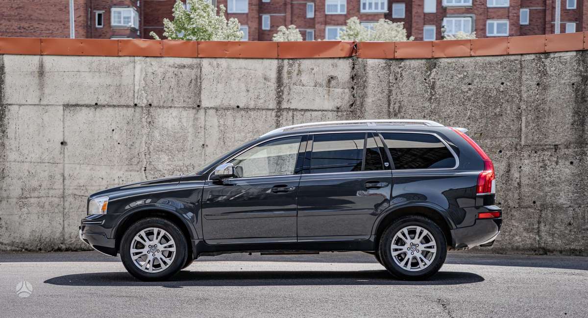 Volvo XC90 - 2