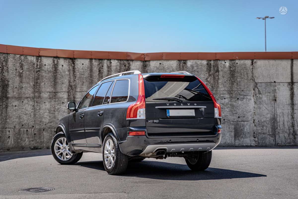 Volvo XC90 - 5