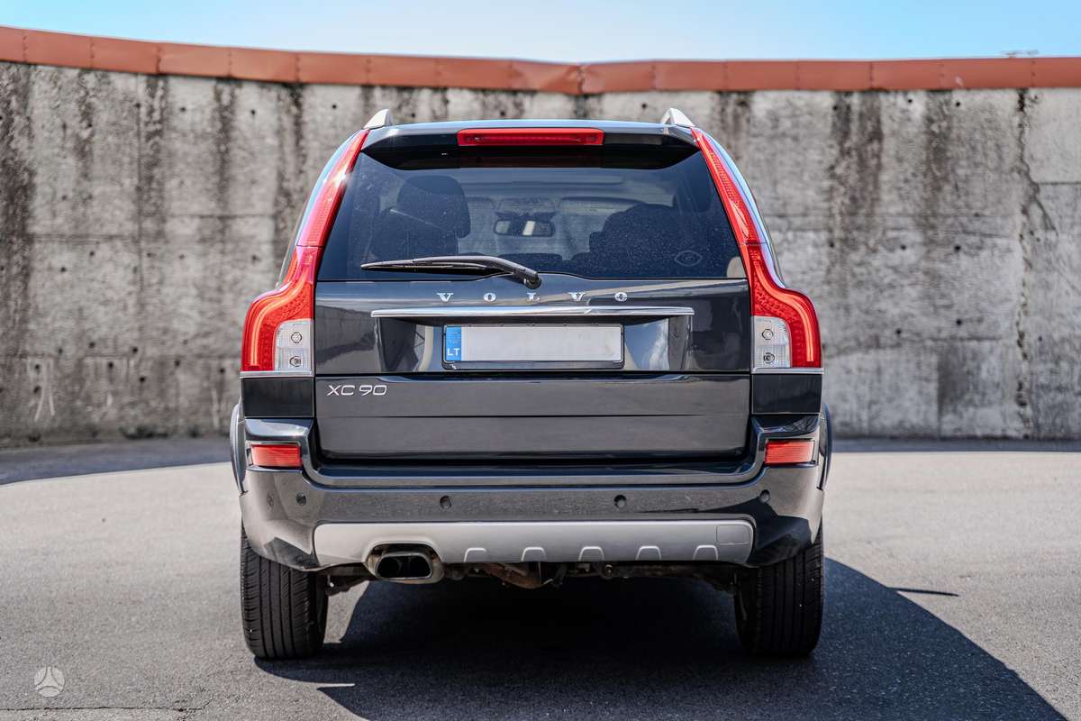 Volvo XC90 - 3