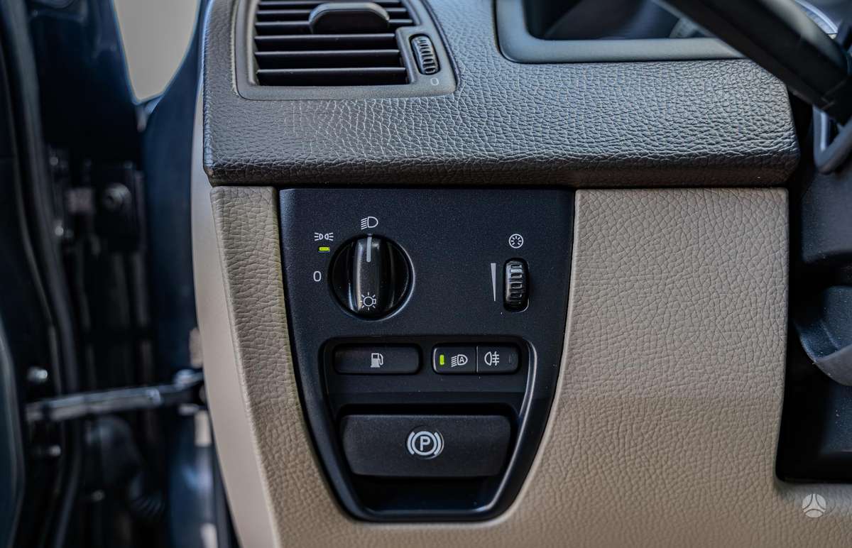 Volvo XC90 - 9