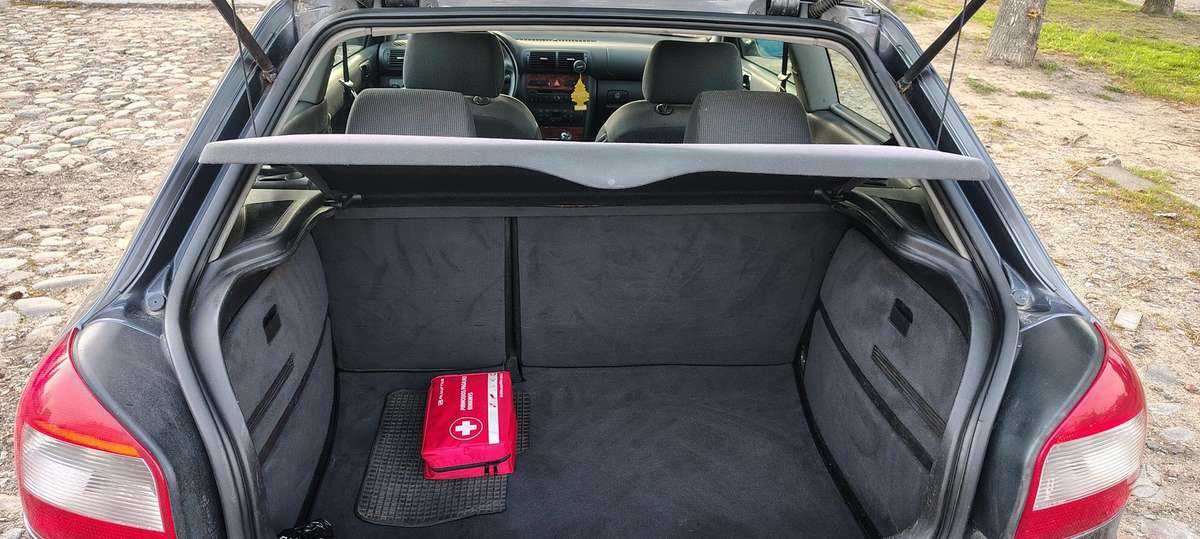 Audi A3, 1.6 l., Хэтчбек