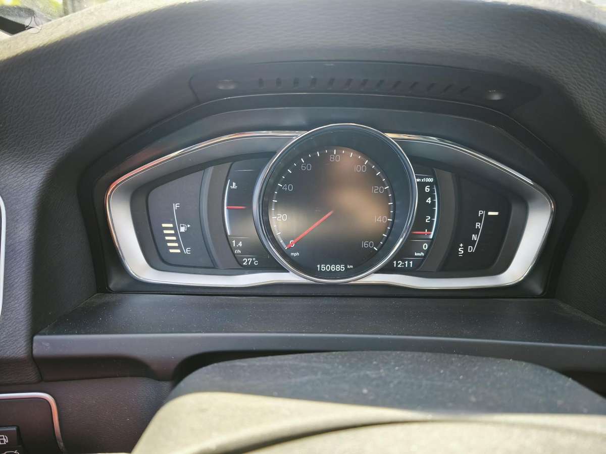Volvo S60, 2.0 l., Седан
