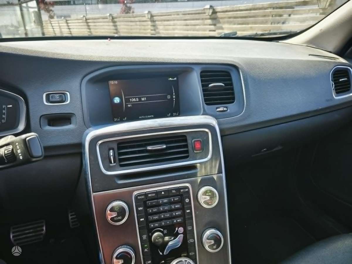 Volvo S60, 2.0 l., Седан