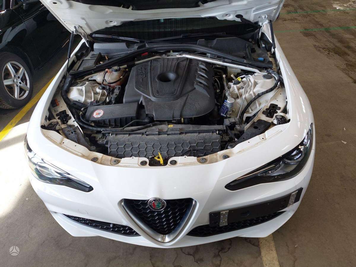 Alfa Romeo Giulia, 2.1 l., Седан