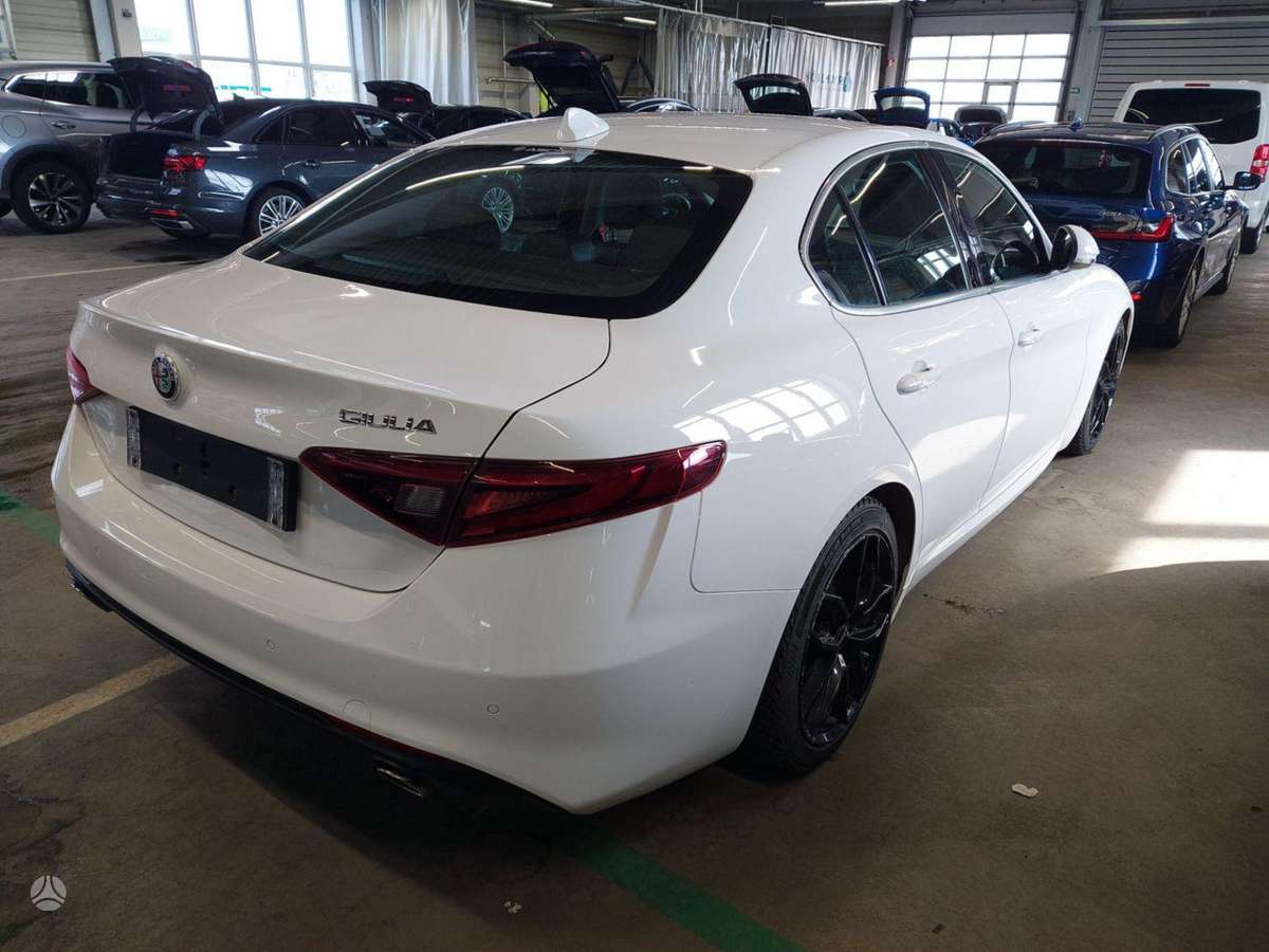 Alfa Romeo Giulia, 2.1 l., Седан