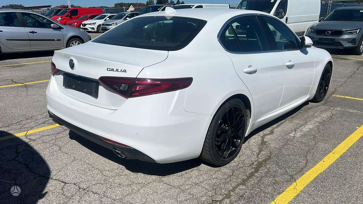 Alfa Romeo Giulia, 2.1 l., Седан