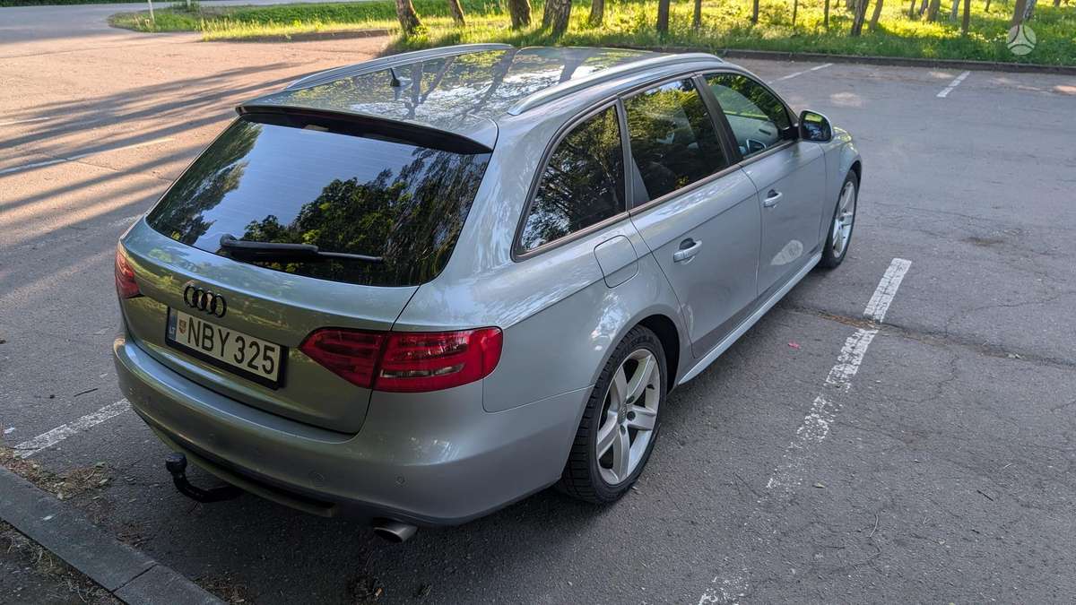 Audi A4, 3.0 l., universalas