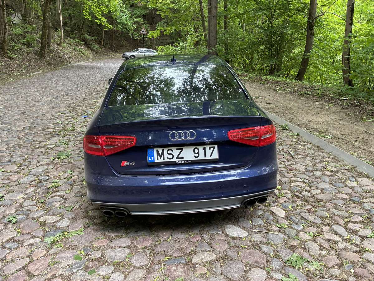 Audi S4, 3.0 l., Седан