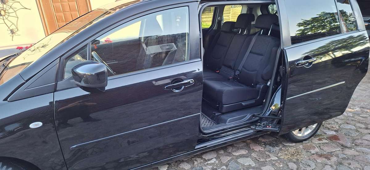 Mazda 5, 2.0 l., Универсал