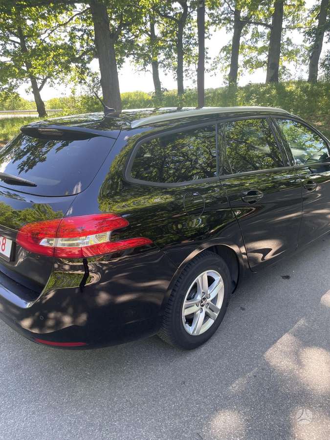 Peugeot 308 - 5