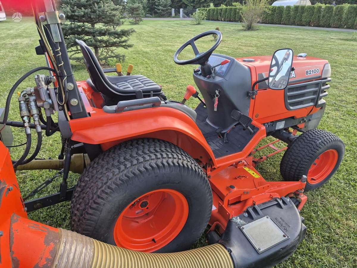 Kubota B2100, sodo traktoriai